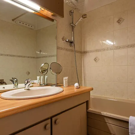 Апартаменты Les Eterlous, In-out With Wifi In Val Thorens, 